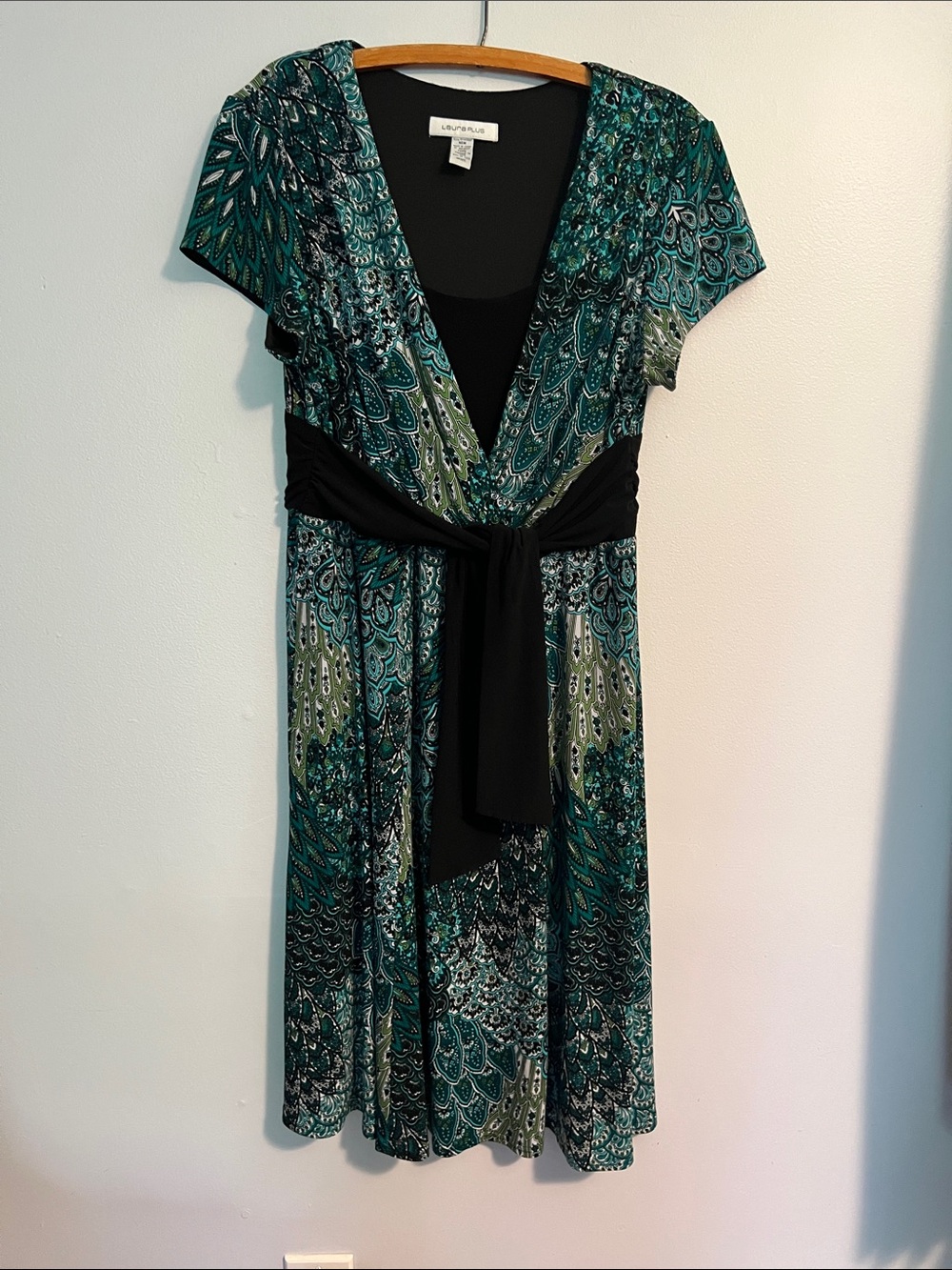 Laura Plus Teal & Black empire waist Faux-Wrap Midi Dress, size 14w
